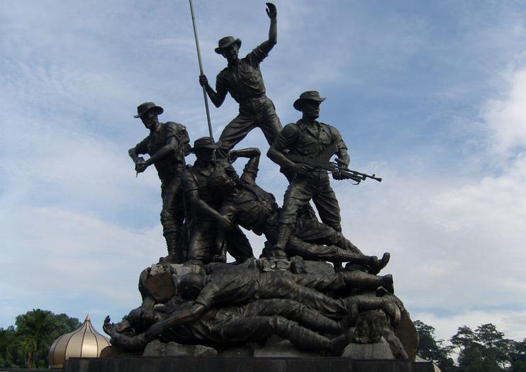 Kuala Lumpur National Monument (Tugu Negara)